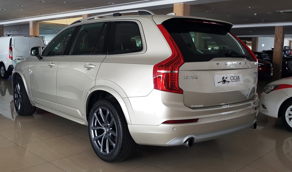 Varias unidades de Volvo Xc90 T5 awd Inscription 7 Asientos en Fuerteventura