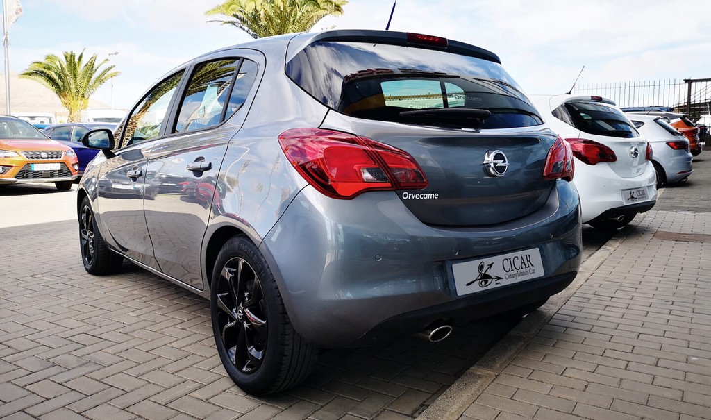 Varias unidades de Opel Corsa 5p Design 14G 090 Mt5 en Fuerteventura incorporado el 28/10/2022