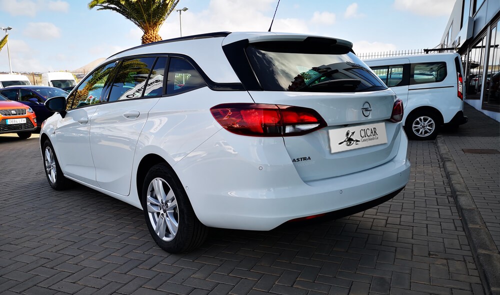 Varias unidades de Opel Astra St Dynam 1.4t 150cv Mt6 en Gran Canaria incorporado el 14/03/2023