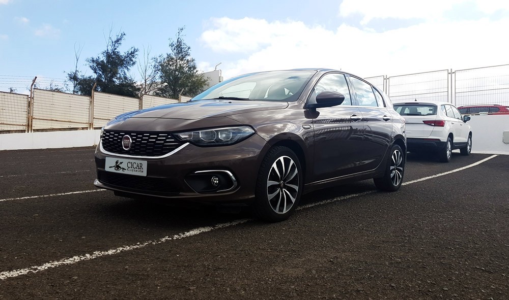 Última unidad de Fiat Hb Mirror 1,4 120cv Bz Cm E6D en Fuerteventura