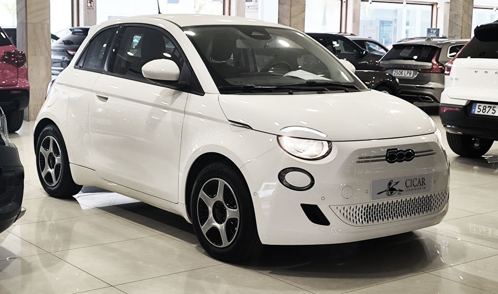 Varias unidades de Fiat 500e 3+1 Icon 87Kw(118cv) en Tenerife incorporado el 03/07/2026