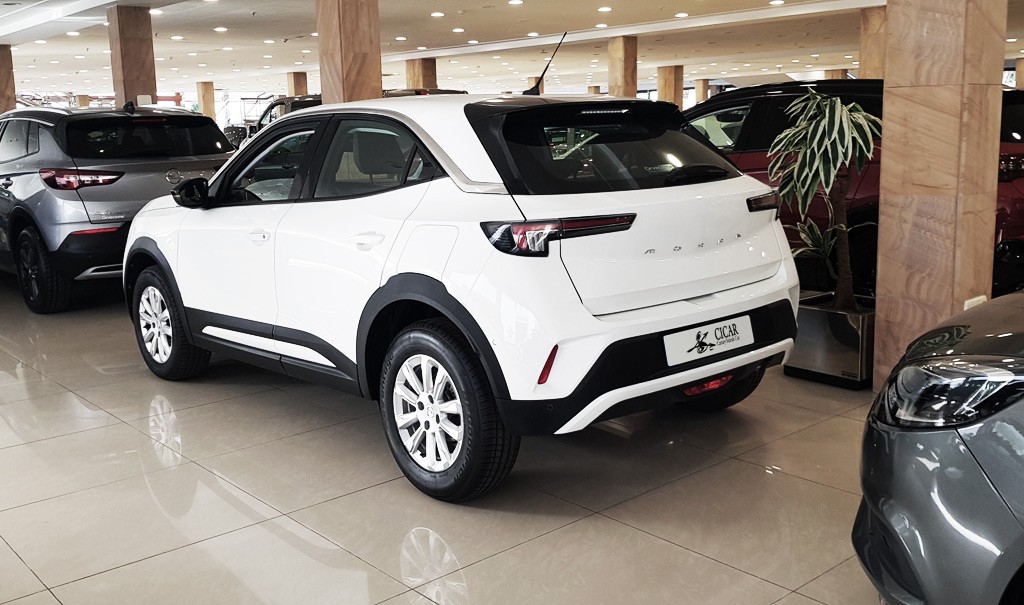Varias  unidades de Opel Mokka Business Elegance 1,2 T 100cv Mt6 s/S 1 en Lanzarote incorporado el 03/07/2026